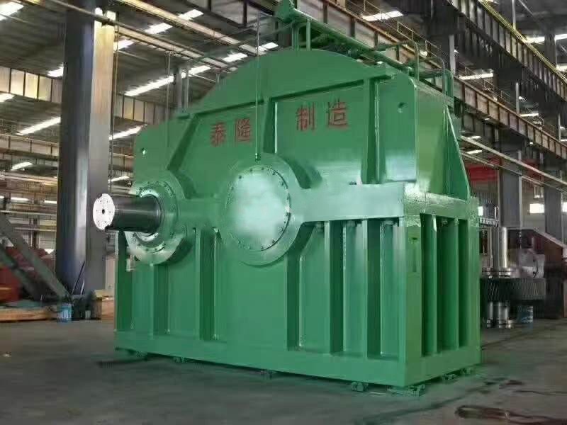 大型非標(biāo)專(zhuān)用減速機(jī)
